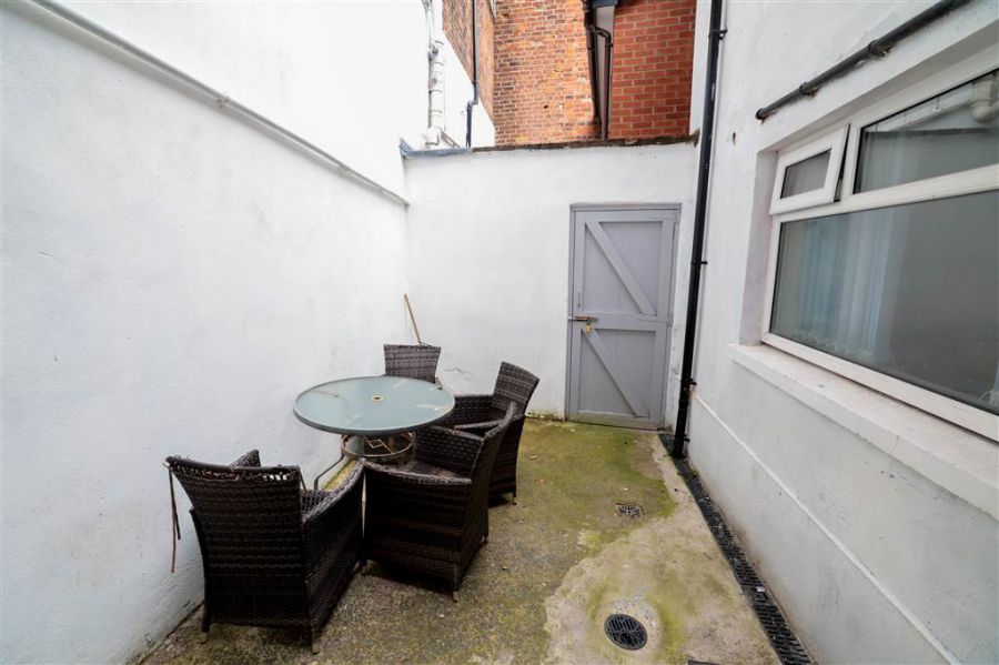 16 Rugby Road
