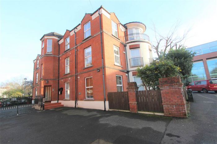 9 Chlorine Mews, chlorine gardens, stranmillis, BT9 5DJ