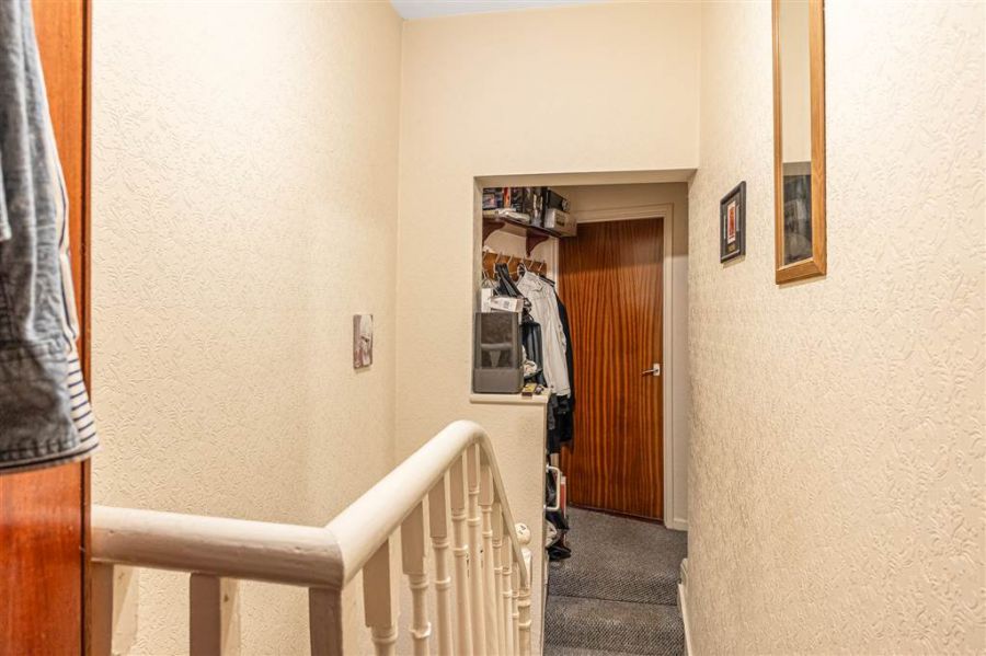 49 St Albans Gardens