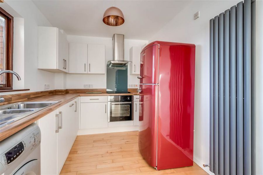 14 Lockside Court