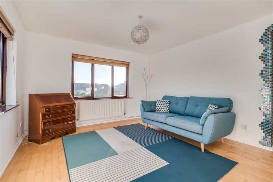 14 Lockside Court