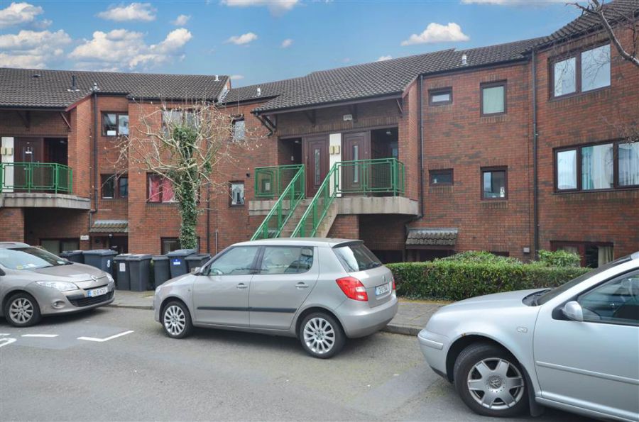 7E Stranmillis Court