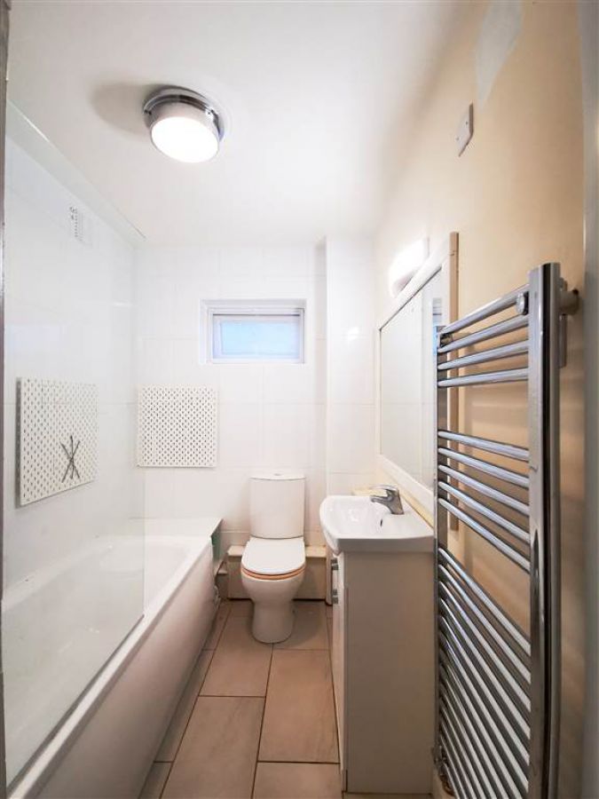7E Stranmillis Court