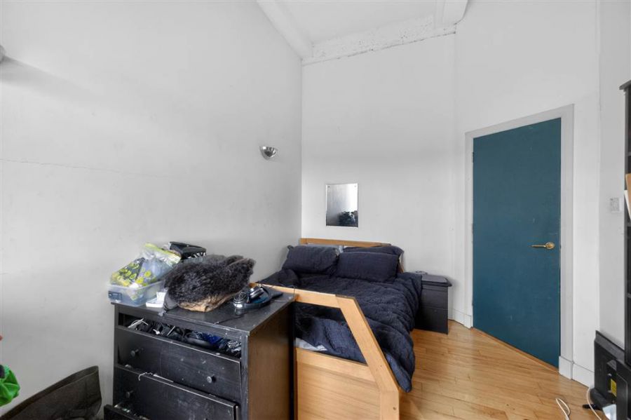 207 Somerset Studios