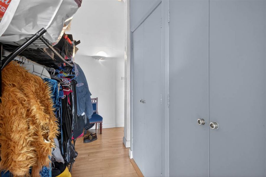 207 Somerset Studios