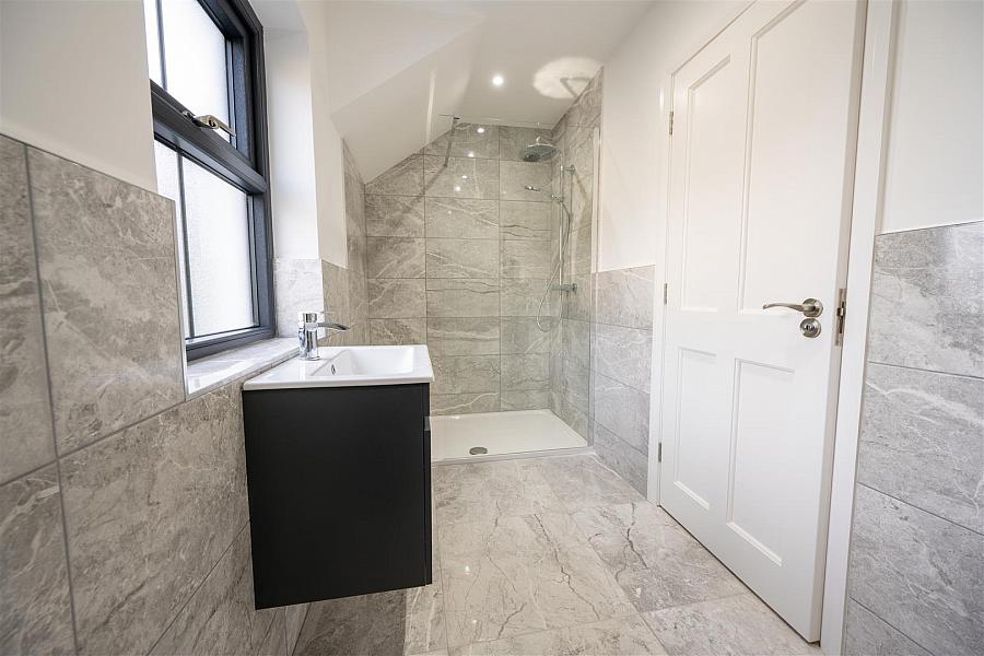 Croob-SP, 22 Iveagh Hall