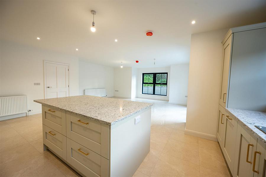 Croob-SP, 22 Iveagh Hall