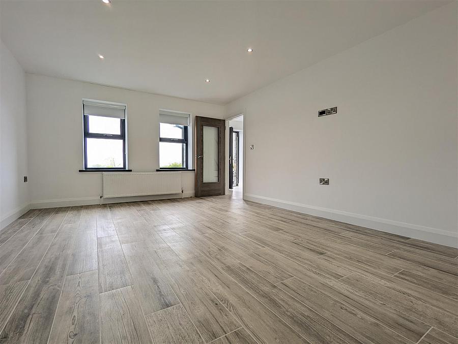 56 Tollymore Road