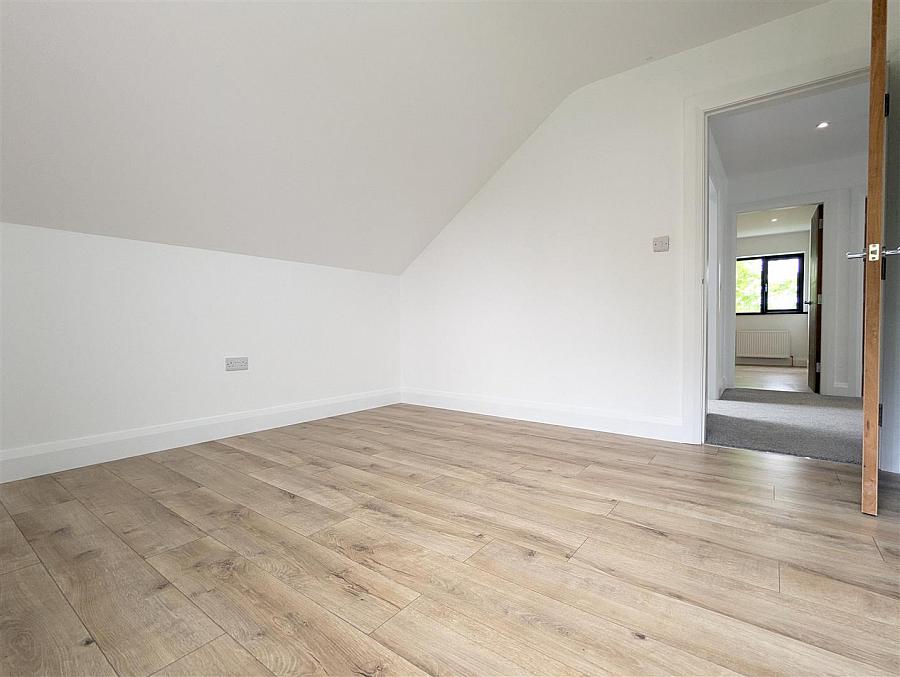56 Tollymore Road