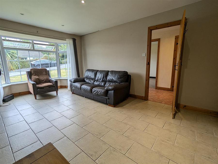 2 Annsfield Park