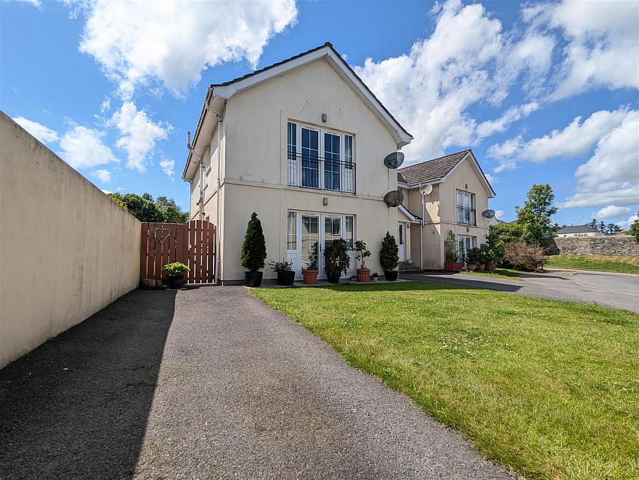 3 Corry Wood Park