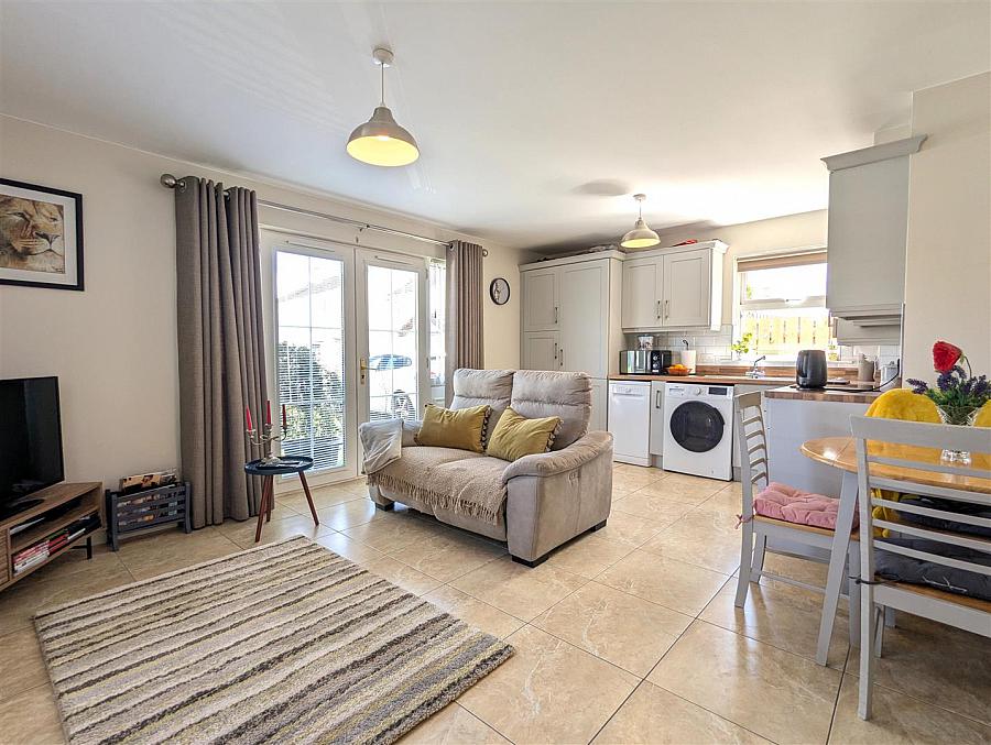 3 Corry Wood Park