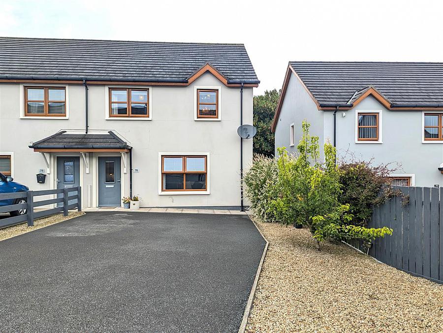 78 Cairn Grove