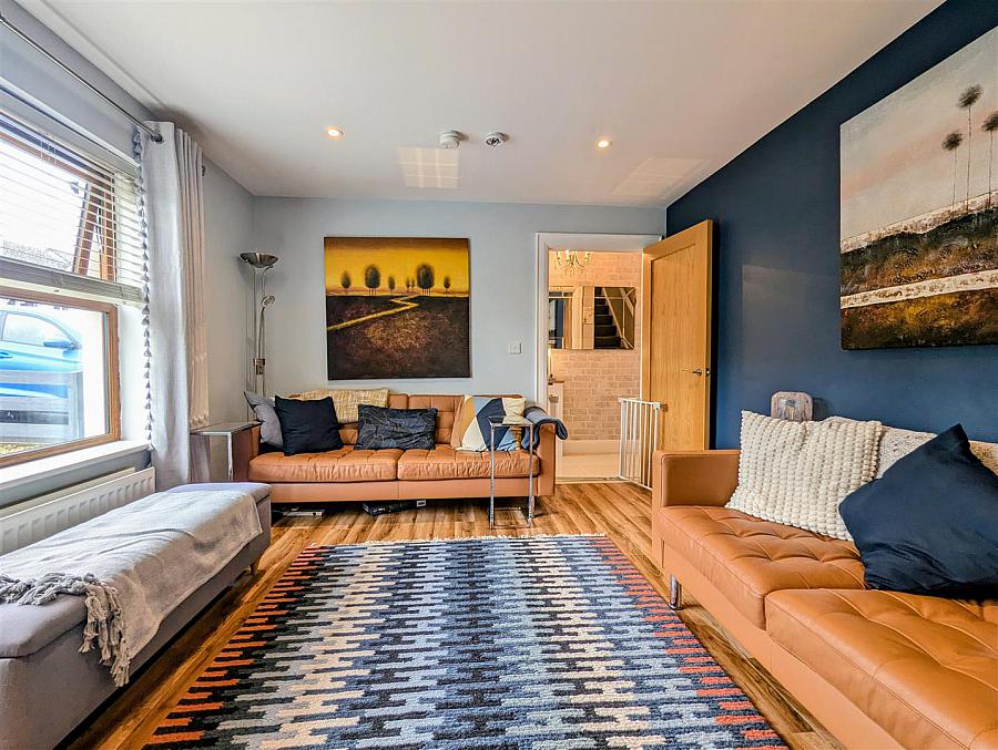 78 Cairn Grove