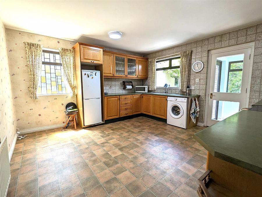 12a Tollymore Road