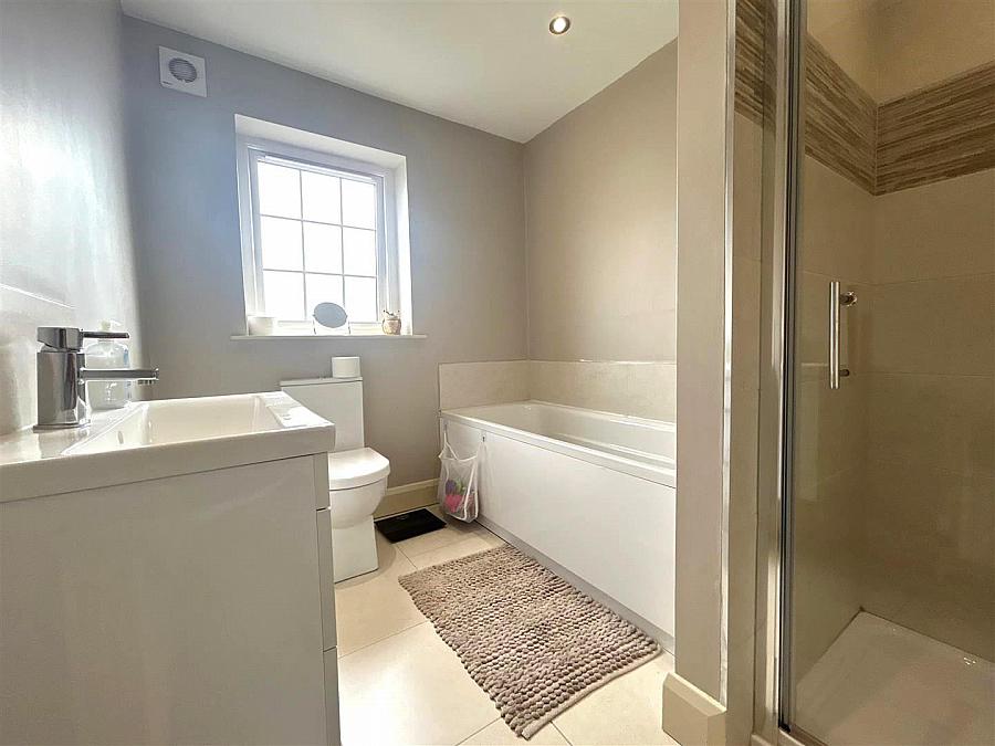 2 Forde Gardens