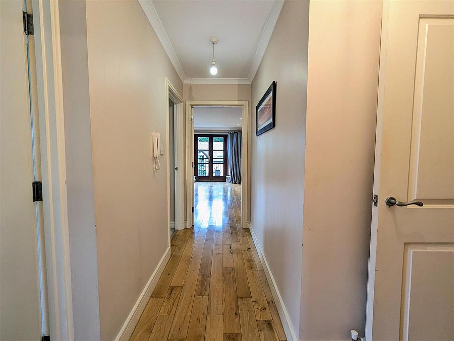 9 Pinetrees Lodge