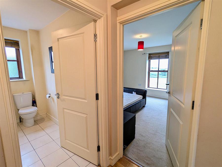 9 Pinetrees Lodge