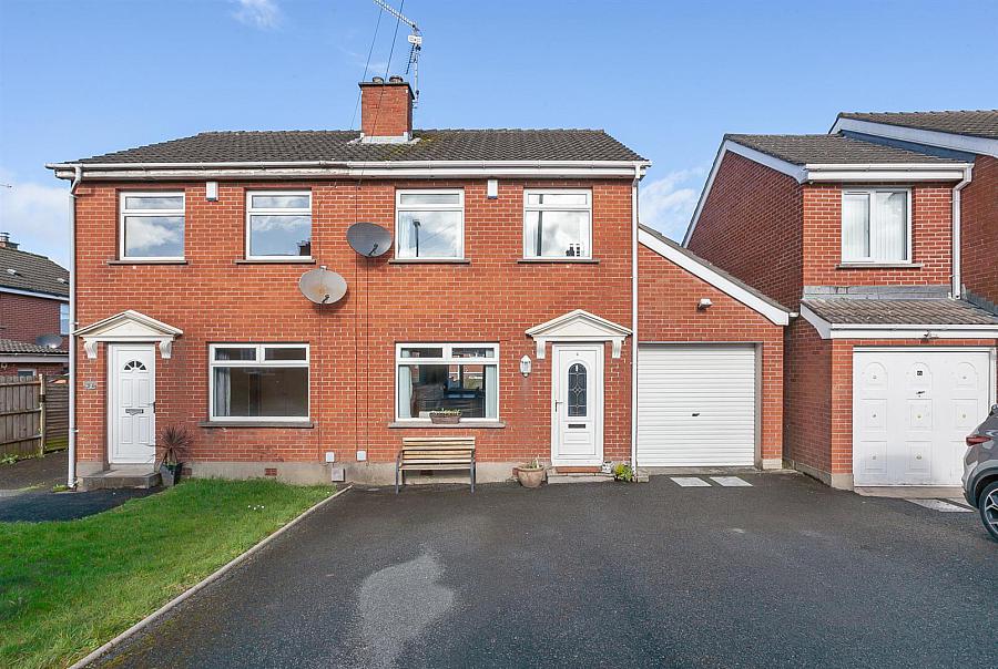 4 Muskett Park, Carryduff, Belfast, BT8 8QR