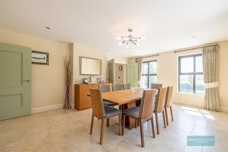 25 Leapoges Road 25 Leapoges Road