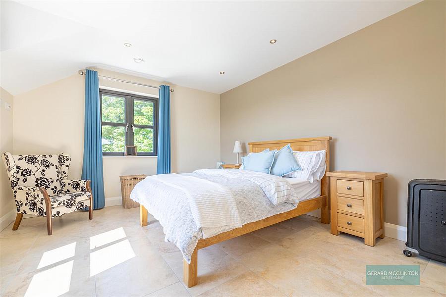 25 Leapoges Road 25 Leapoges Road