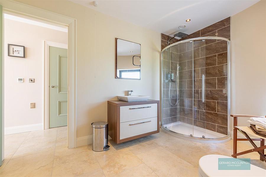 25 Leapoges Road 25 Leapoges Road