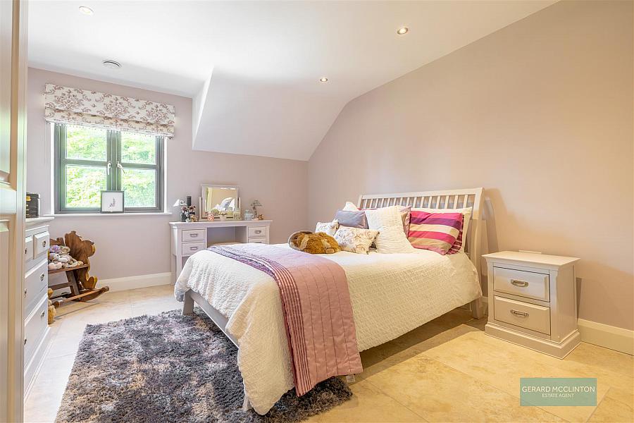 25 Leapoges Road 25 Leapoges Road