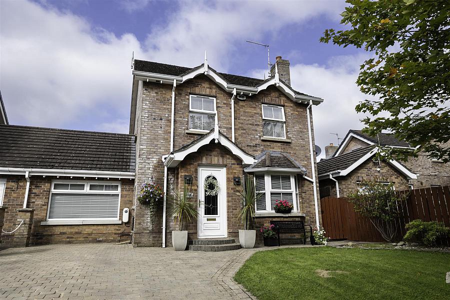 46 Mount Eagles Square