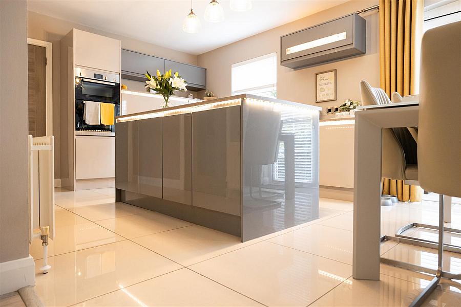 46 Mount Eagles Square