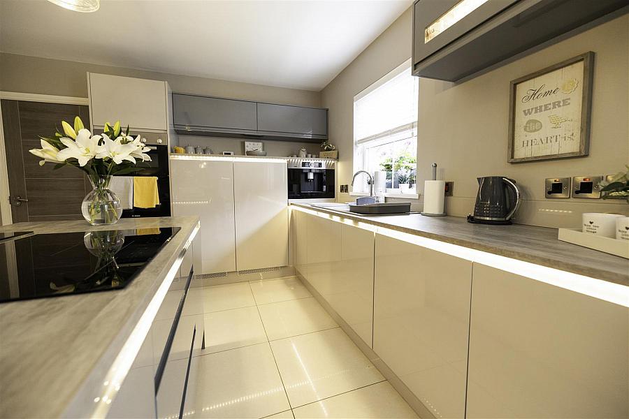 46 Mount Eagles Square