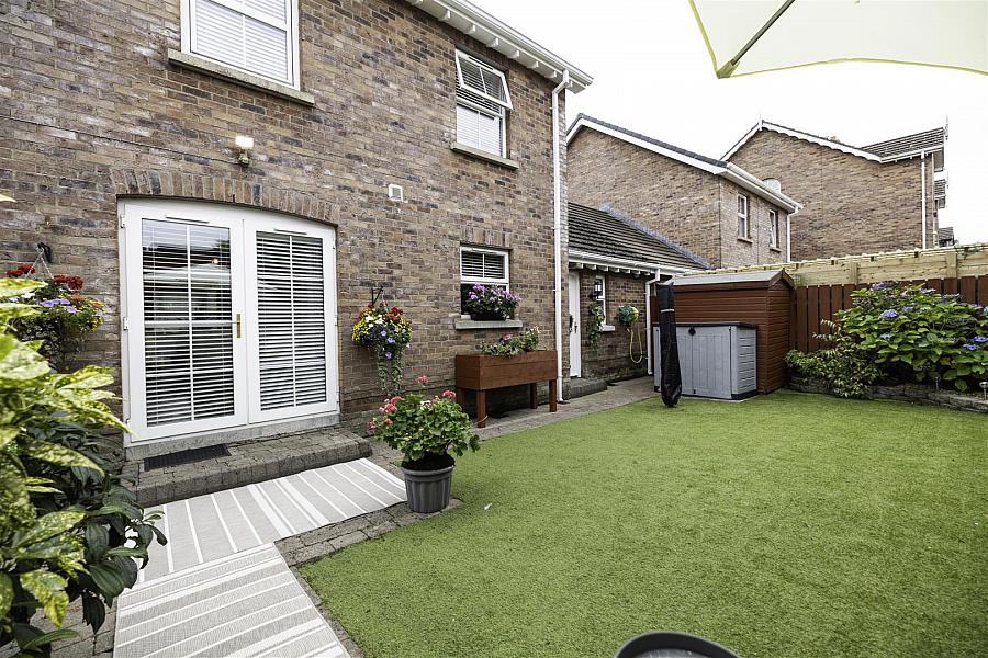 46 Mount Eagles Square