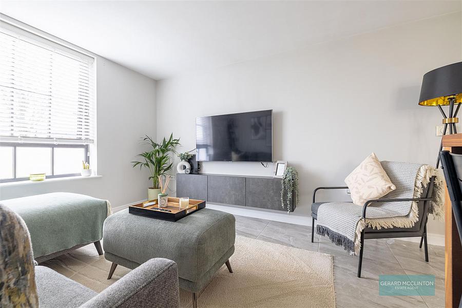 34 Sir Richard Wallace Walk