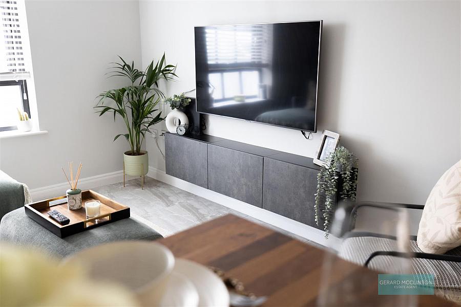 34 Sir Richard Wallace Walk