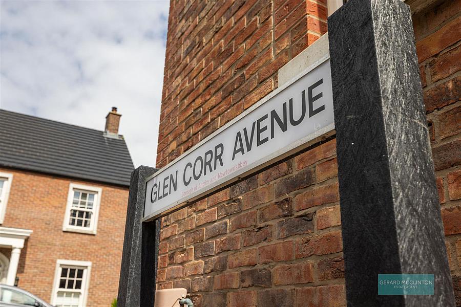16 Glen Corr Avenue
