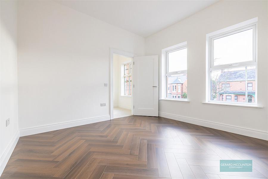 Newly Renovated & Extended, 14 Waterloo Gardens