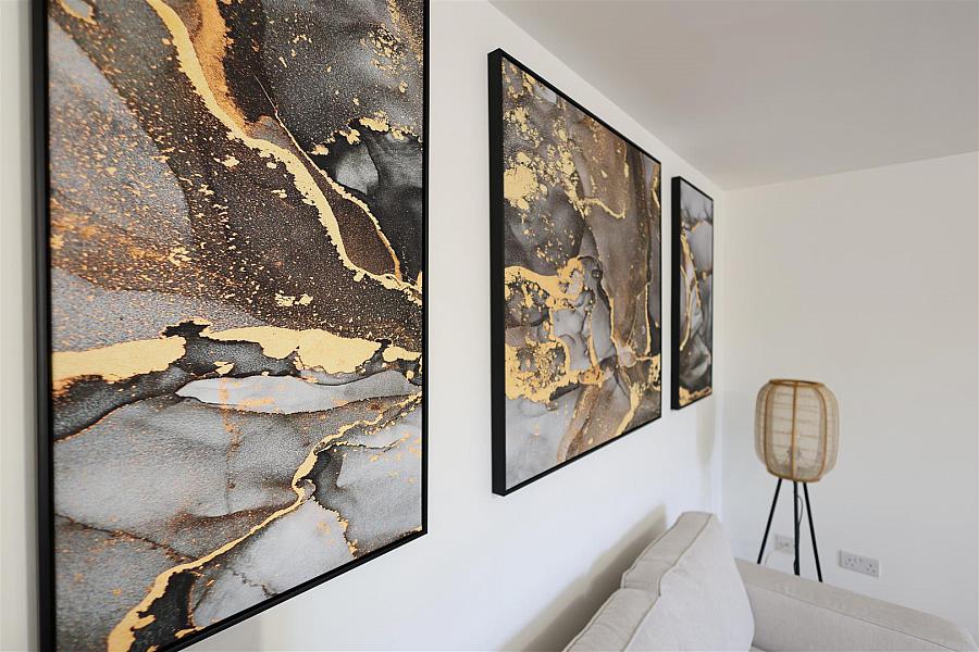 Apt 10 Waverley Court