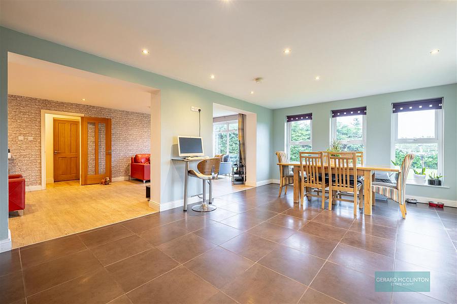 24 Crossgar Road East