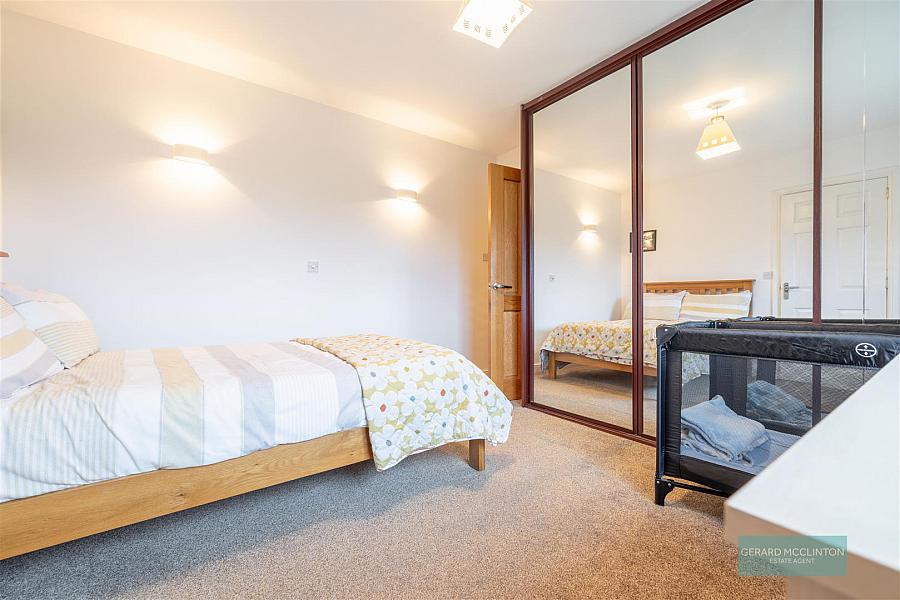 24 Crossgar Road East