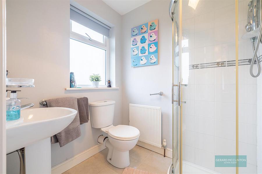 24 Crossgar Road East