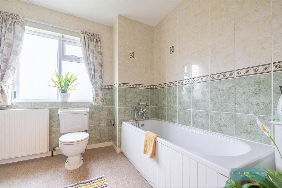 24 Crossgar Road East