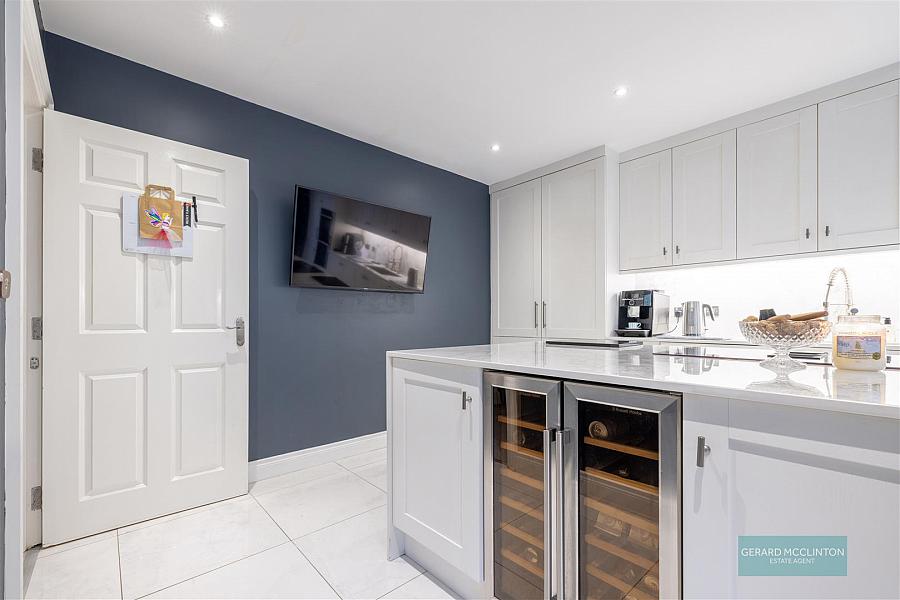 18 Mill Valley Place