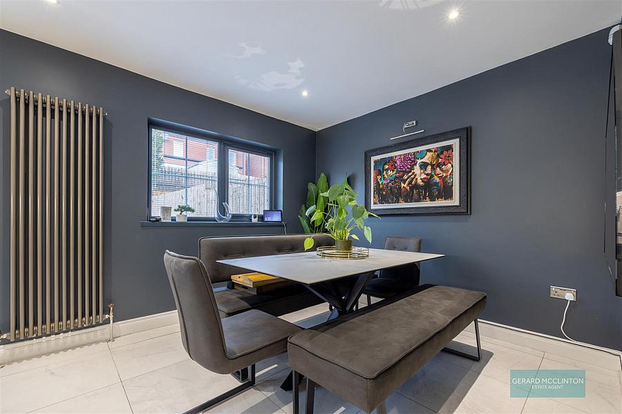 18 Mill Valley Place