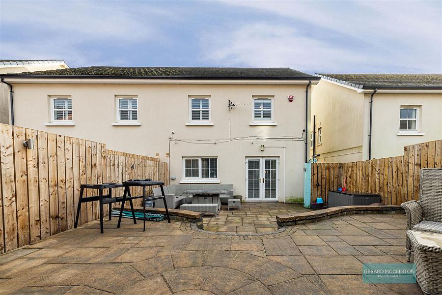 18 Mill Valley Place