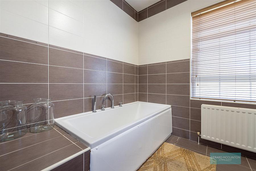 56 Lady Wallace Road