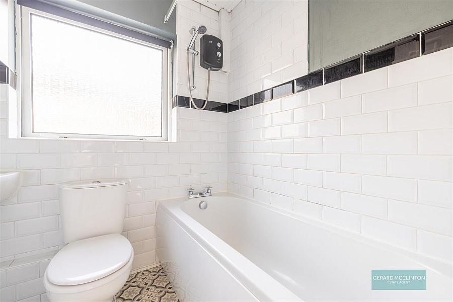 24 Orangefield Parade