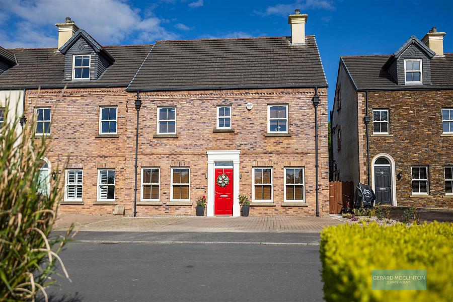 73 Ballantine Gardens