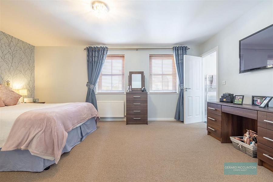 73 Ballantine Gardens