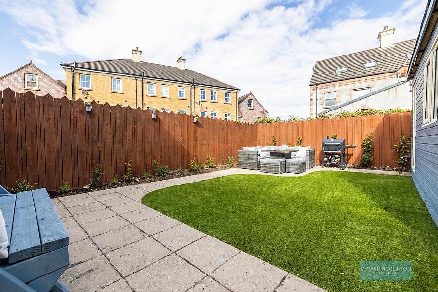 73 Ballantine Gardens