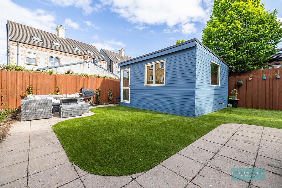 73 Ballantine Gardens