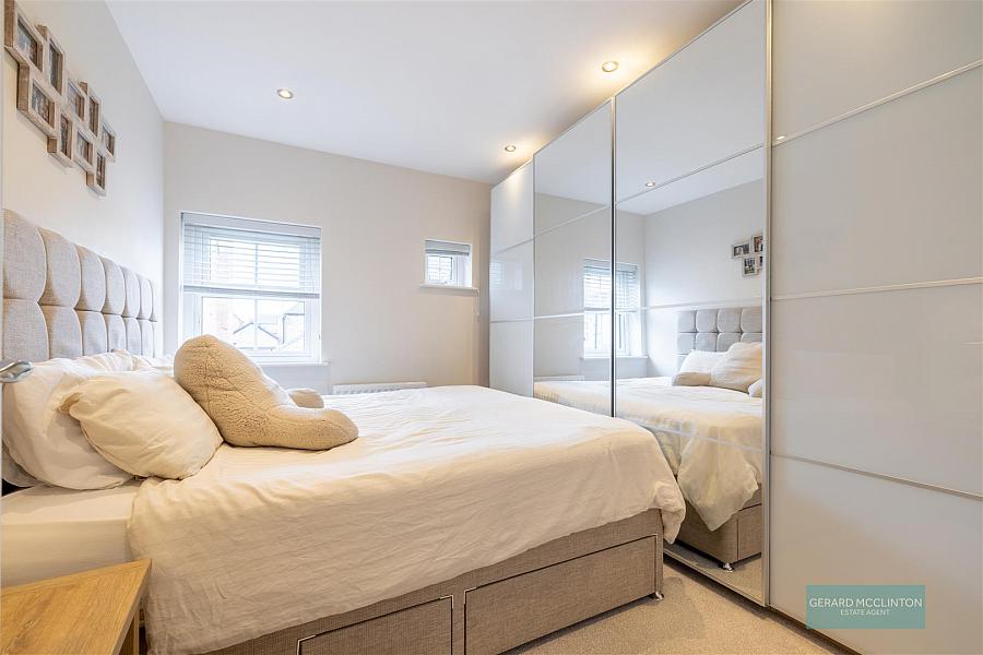 38 Wellington Park Road